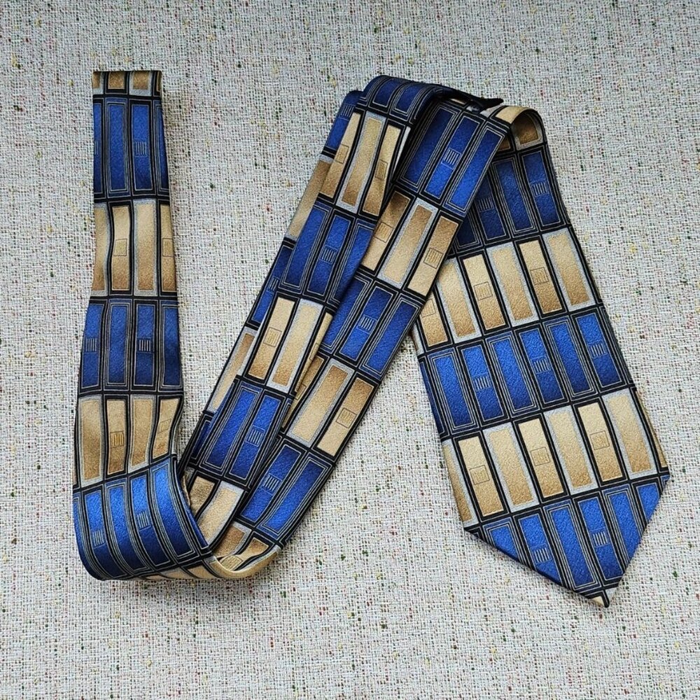Croft and Barrow Men Tie Multi Color 100% Silk Neck Tie Classic Tie